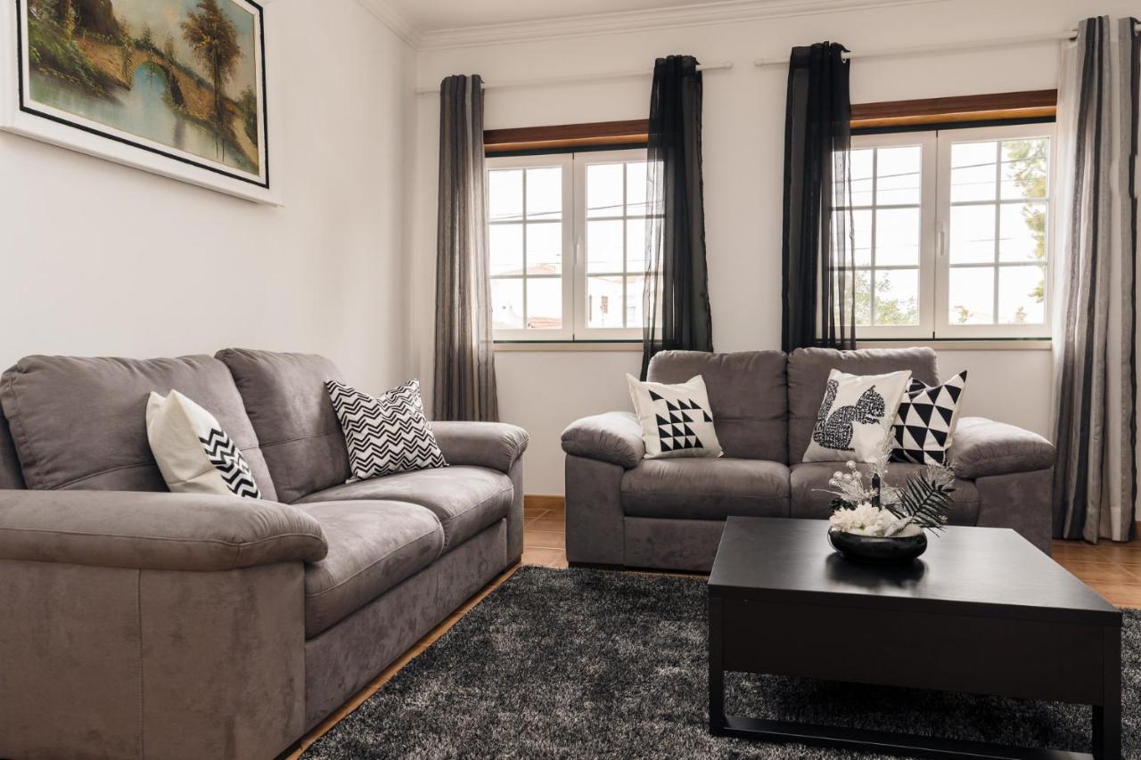 Casa Do Melro Apartment โอบิดอส ภายนอก รูปภาพ